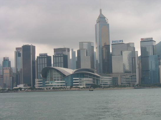 Figure1_HongKongSkyline